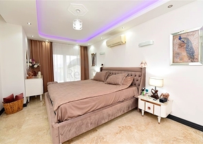 Furnished villa with panoramic views in the very center of Alanya