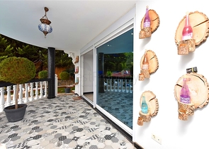 Furnished villa with panoramic views in the very center of Alanya