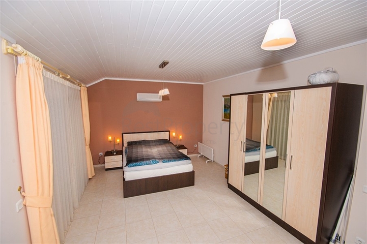 Furnished 4+1 penthouse in Oba area