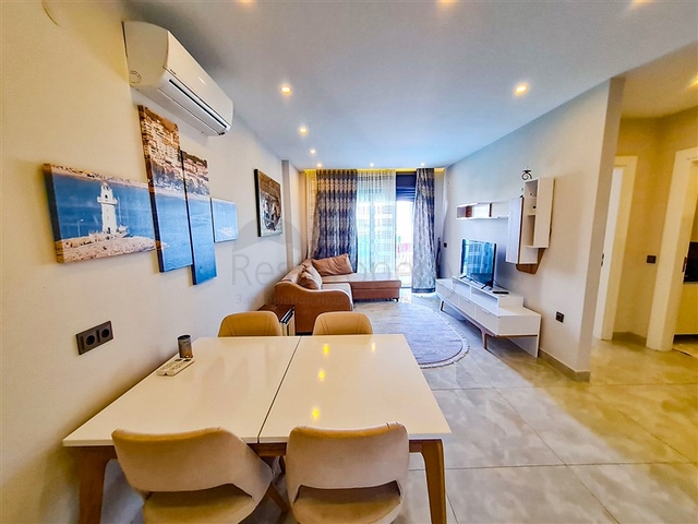 1+1 apartment on the first line in Mahmutlar district 