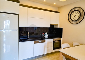 1+1 apartment on the first line in Mahmutlar district 