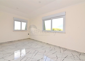 Three-bedroom penthouse in the Oba area