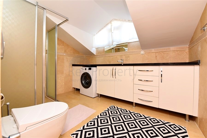 Spacious 4+1 penthouse in the Oba area