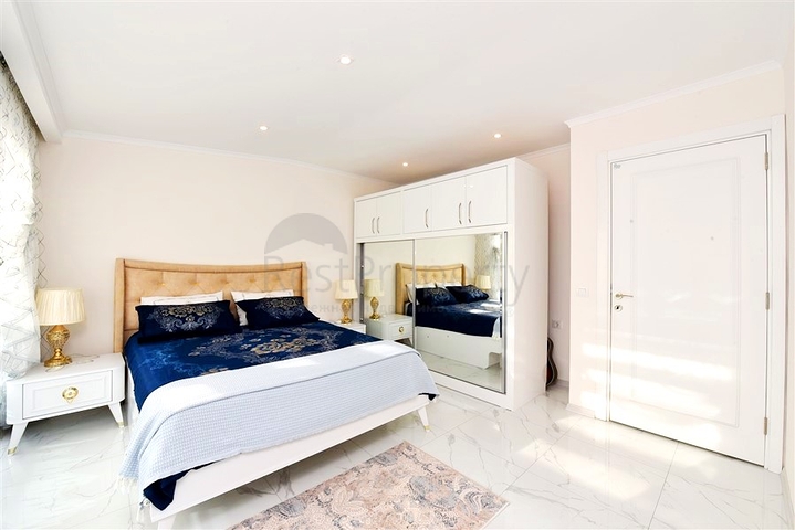 Spacious apartment in the area of Cleopatra beach