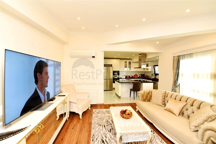 Spacious apartment in the area of Cleopatra beach