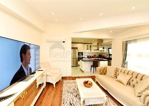 Spacious apartment in the area of Cleopatra beach