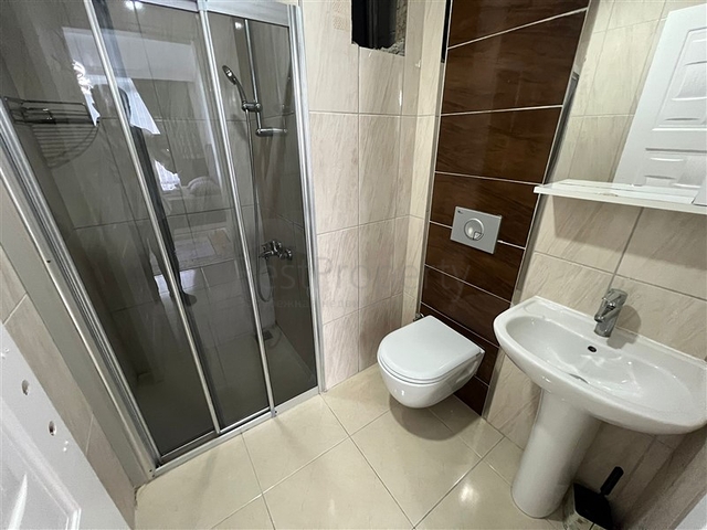 Two-bedroom apartment 450 m from the sea 