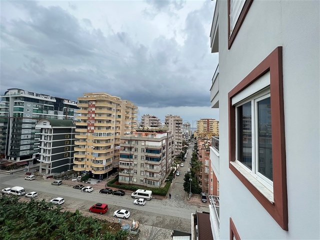 Two-bedroom apartment 450 m from the sea 