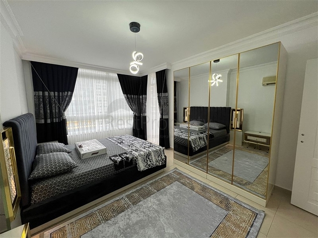 Two-bedroom apartment 450 m from the sea 