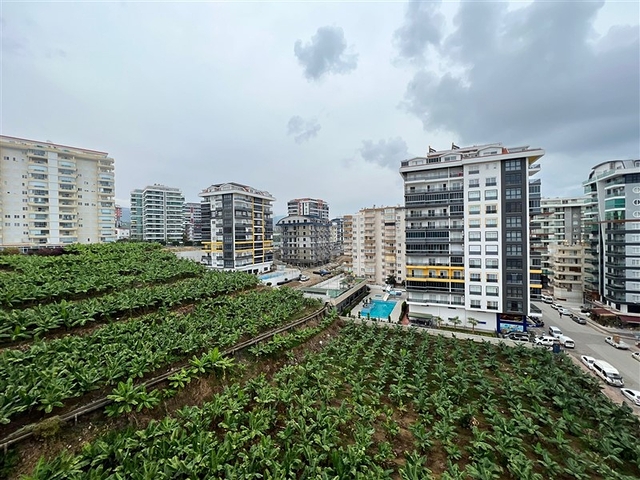 Two-bedroom apartment 450 m from the sea 