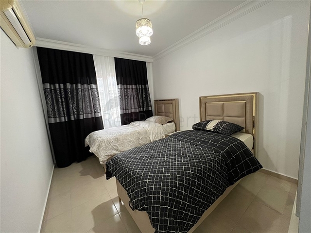 Two-bedroom apartment 450 m from the sea 