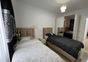 Two-bedroom apartment 450 m from the sea 