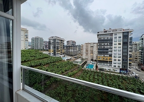 Two-bedroom apartment 450 m from the sea 