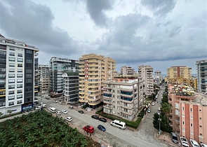 Two-bedroom apartment 450 m from the sea 