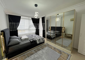 Two-bedroom apartment 450 m from the sea 