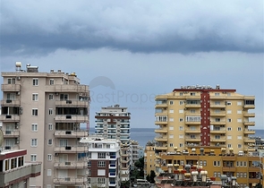 Two-bedroom apartment 450 m from the sea 