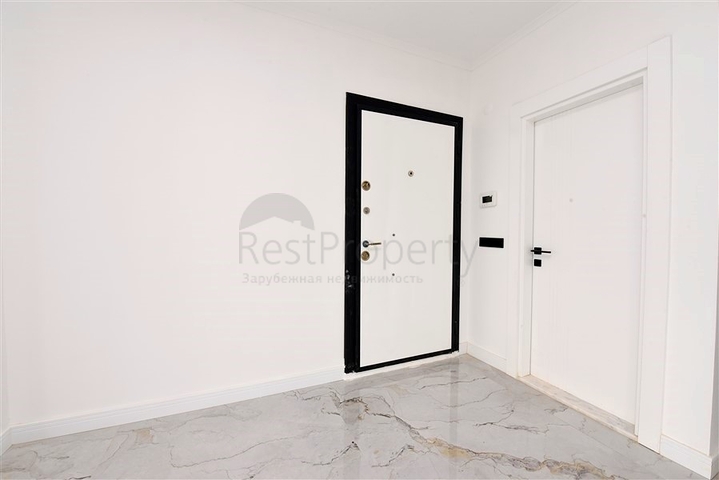 3+1 apartment in a new complex with sea view and Alanya fortress