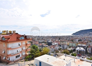 Two-bedroom apartment with stunning panoramic sea views