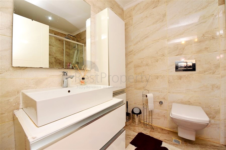 Large 1+1 apartment in a modern complex in Kestel district