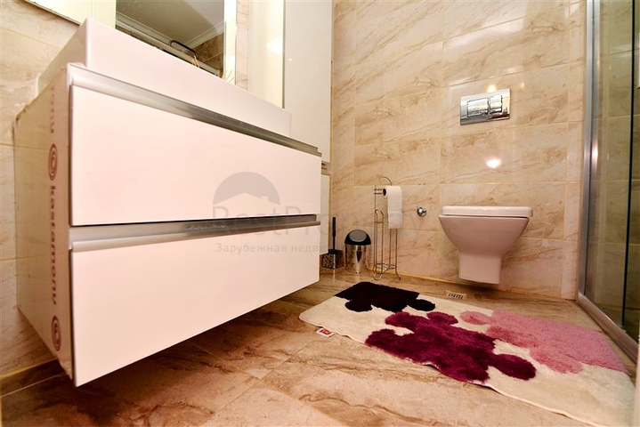 Large 1+1 apartment in a modern complex in Kestel district