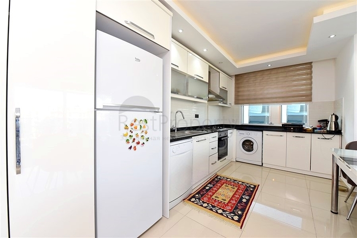 Large 1+1 apartment in a modern complex in Kestel district