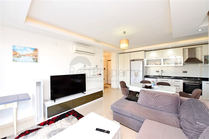 Large 1+1 apartment in a modern complex in Kestel district