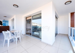 Large 1+1 apartment in a modern complex in Kestel district