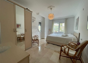 Spacious 2+1 apartment from the owner in the Cikcilli area