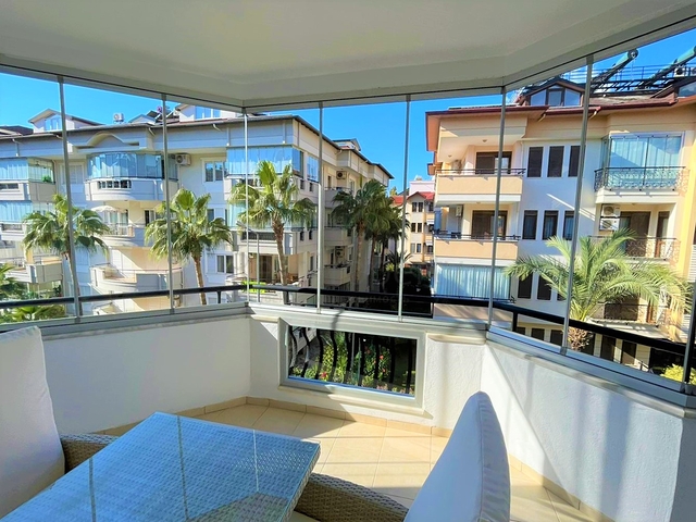 Cozy two-bedroom apartment in Oba, 300 m from the sea 