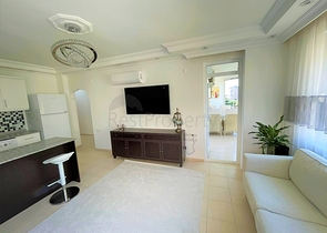 Cozy two-bedroom apartment in Oba, 300 m from the sea 