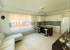 Cozy two-bedroom apartment in Oba, 300 m from the sea 