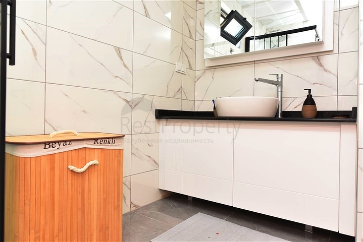 Spacious 1+1 apartment in a complex with developed infrastructure