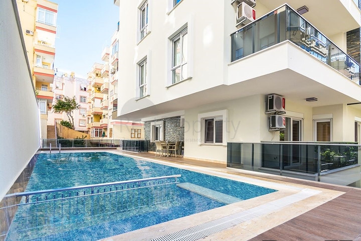 1+1 apartment in the center of Alanya