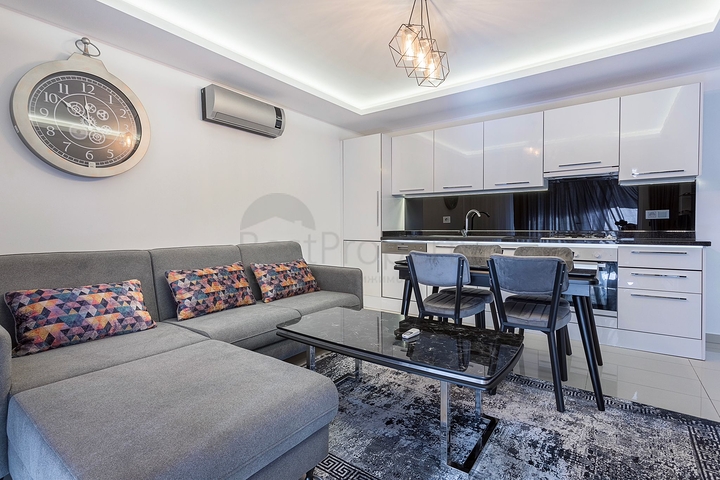 1+1 apartment in the center of Alanya