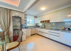 Spacious 2+1 apartment with a large terrace 