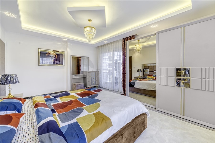 Penthouse with mountain view in Kestel