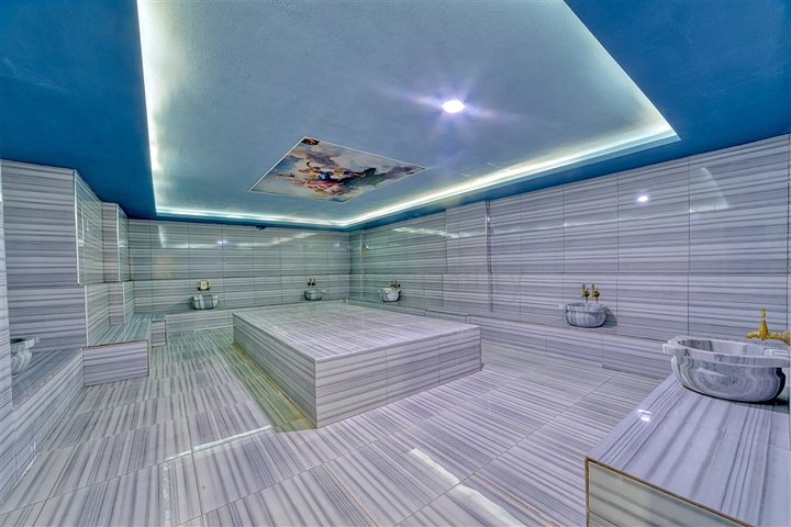 Penthouse with mountain view in Kestel