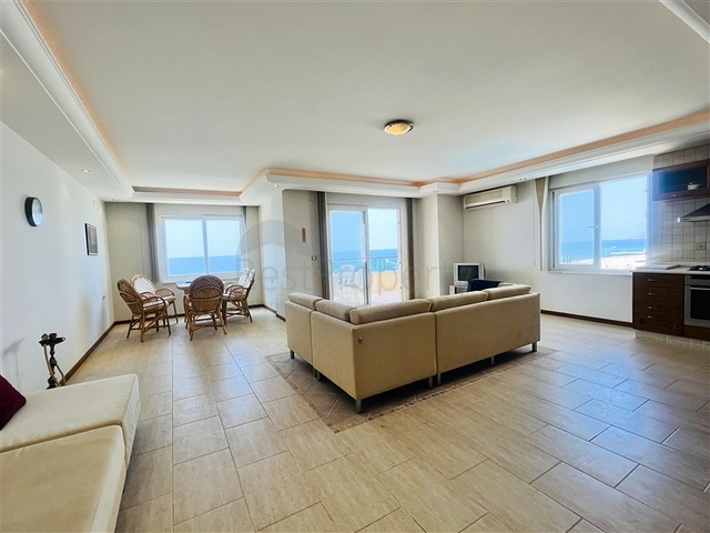 3+1 apartment with an impeccable view of the Mediterranean Sea