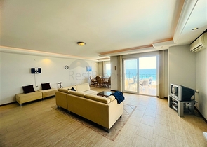 3+1 apartment with an impeccable view of the Mediterranean Sea