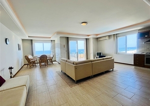 3+1 apartment with an impeccable view of the Mediterranean Sea