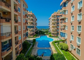 3+1 apartment with an impeccable view of the Mediterranean Sea