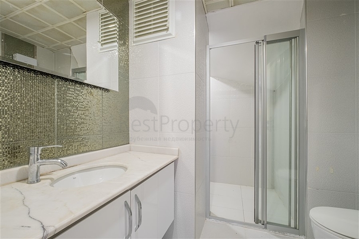 Large 4+1 penthouse from the owner in the Cikcilli area