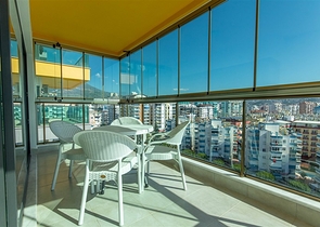 1+1 apartment in Mahmutlar area, 50 m from the sea