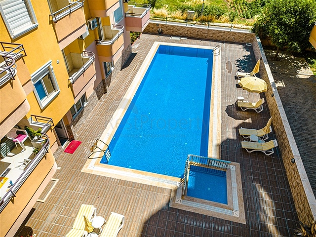 Spacious 4+1 penthouse with sea view