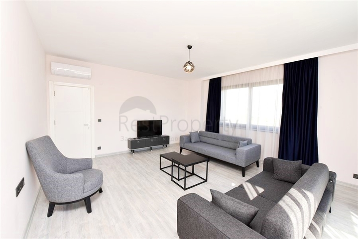 Spacious 3+1 apartment with separate kitchen