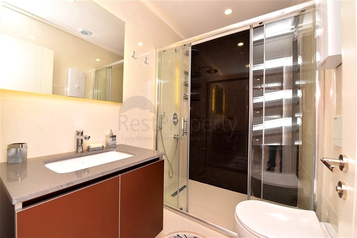 Spacious 3+1 apartment with separate kitchen