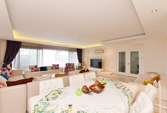 Spacious 3+1 apartment in Cikcilli