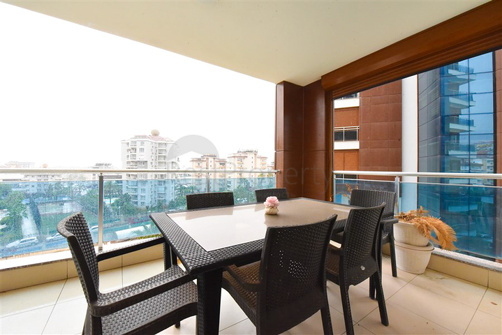 Spacious 3+1 apartment in Cikcilli