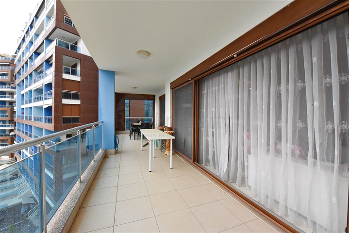 Spacious 3+1 apartment in Cikcilli