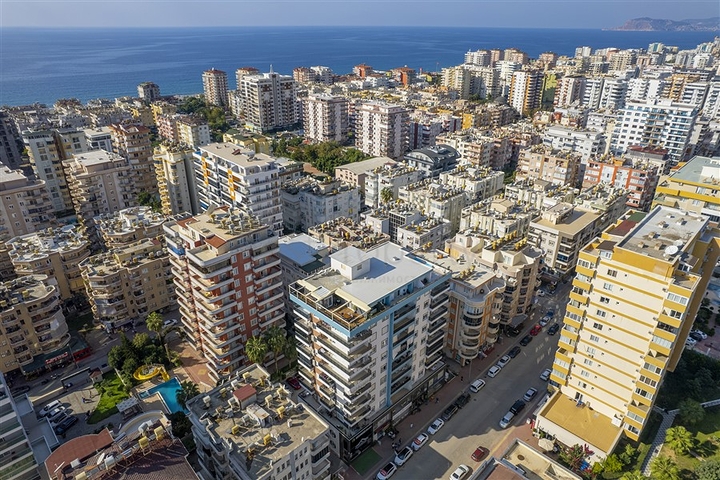 3+1 apartment in Mahmutlar district